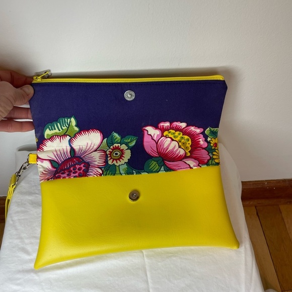 One of a Kind Handmade Floral Skull Yellow Clutch Bag - Picture 5 of 9
